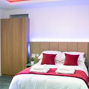  Aparthotel Crosskeys 双金匙公寓 United Kingdom